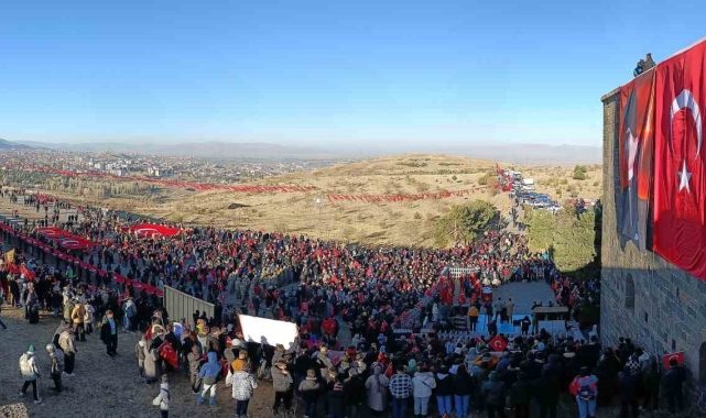 Atatürk Üniversitesi ailesi, Aziziye Destanının 147. yıl dönümünde ecdadını andı