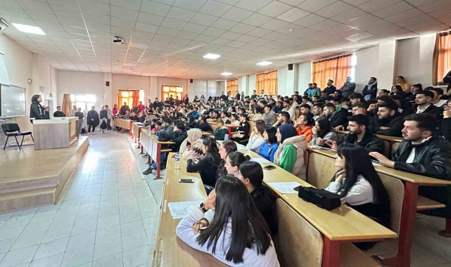 Atatürk üniversitesinden madde bağımlılığına yönelik eğitim semineri