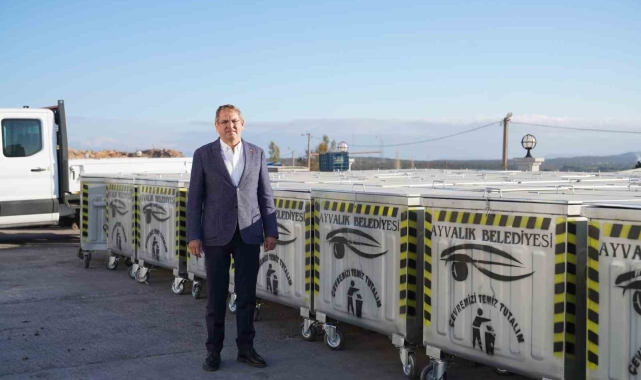 Ayvalık'ın cadde ve sokaklarına 500 yeni konteyner