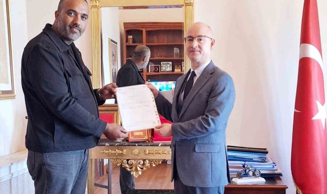 Ayvalık'ta Hamdibey Mahallesi Muhtarı Rafet Taşkara'ya önemli görev
