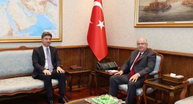 Bakan Güler, Türkiye'nin Lusaka Büyükelçisi Dicle'yi kabul etti