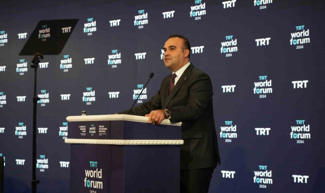 Bakan Kacır: "Türkiye'nin dünyadaki teknolojide öncü rolünün ispatı, Bayraktar TB3'ün kısa pistli gemilere iniş kalkış yapan ilk SİHA olması"