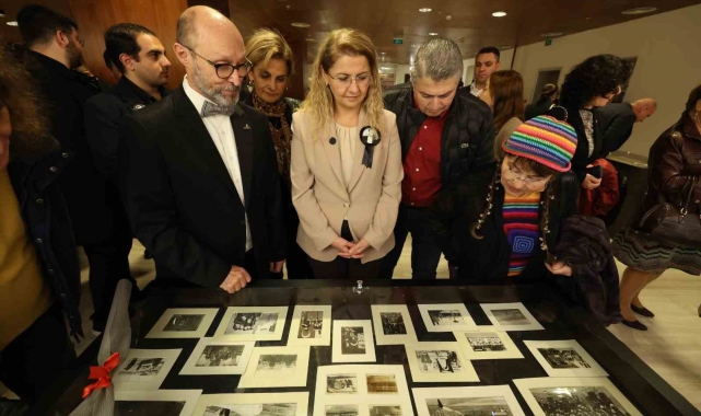 Bakırköy'de 10 Kasım sergisi ve Atatürk'ün en sevdiği türküler konseri düzenlendi