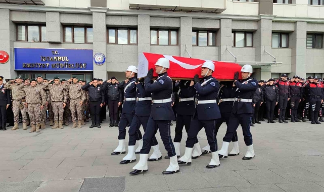 Bakırköy'de kazaya müdahale ederken şehit olan polis memuru için tören düzenlendi