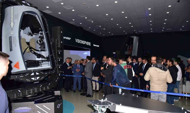 Balıkesir'de 360 derece simülasyon merkezi açıldı