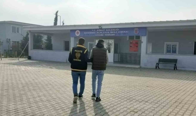 Bandırma'da eş zamanlı operasyon: 21 aranan şahıs yakalandı