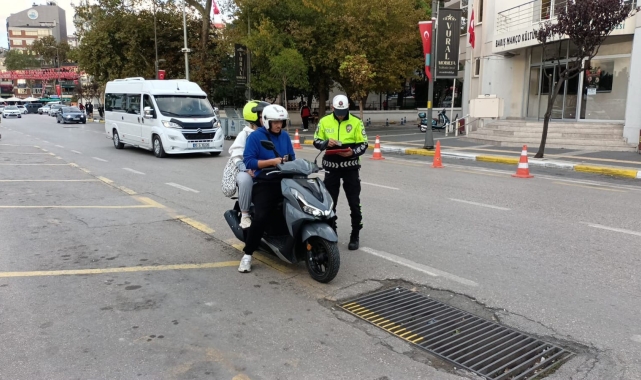 Bandırma'da trafik denetimlerinde 3,3 milyon Türk lirası ceza kesildi