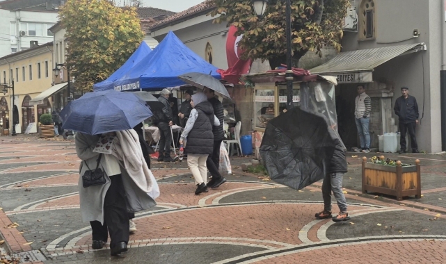 Bartın'da fırtına ve rüzgar etkili oldu