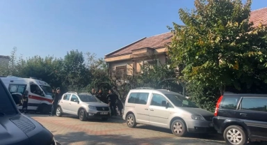 Başakşehir'de kombiden sızan gaz bir aileyi zehirledi: 1 kişi öldü, 2 kişi tedavi altında