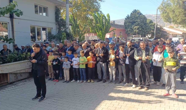 Başçayır mahalle sakinleri 'Yağmur Duası'nda buluştular