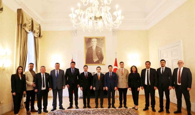 Başkan Aras'tan Londra'da önemli temaslar