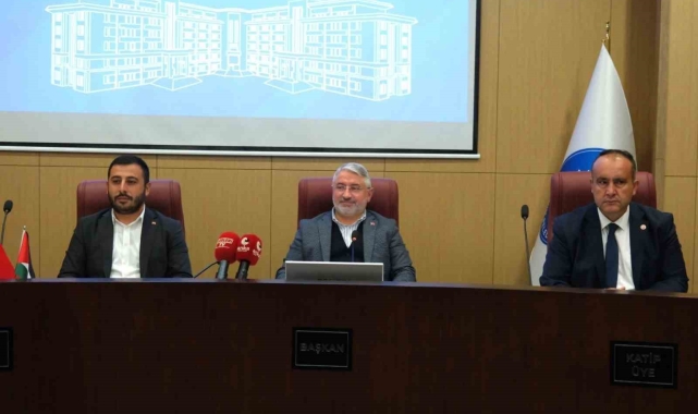 Başkan Aşgın'dan meclis üyelerine bütçe teşekkürü