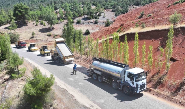 Başkan Çavuşoğlu; "Yıllardır görmezden gelinen yolları yeniliyoruz"