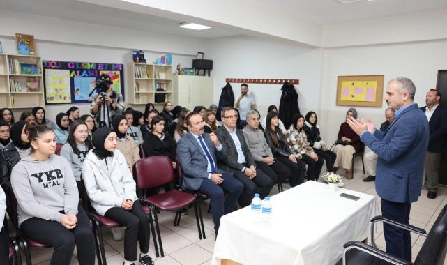 Başkan Çiftçi'den gençlere: "Hayatta karşılaştığınız herkes sizin için bir tecrübedir"