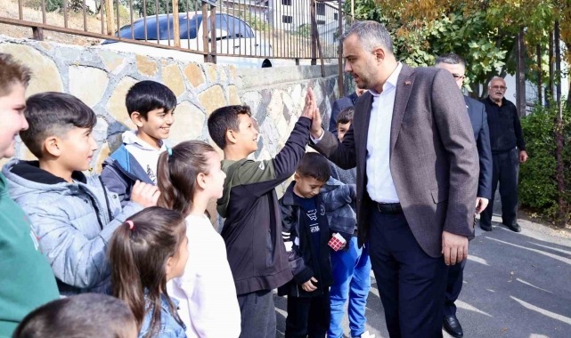 Başkan Toptaş, "Durmadan çalışmanın bizi başarıya götüreceğine inanıyoruz"