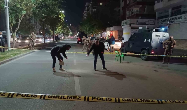 Batman'da aracıyla seyir halindeyken silahlı saldırıya uğrayan sürücü yaralandı
