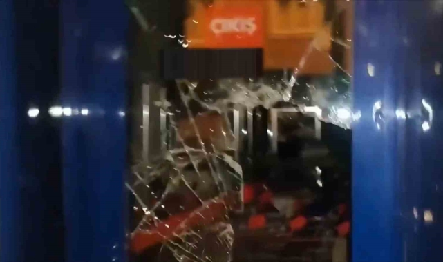 Batman'daki olaylarda bir iş yerini yağmalayan 3 kişi yakalandı