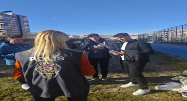 Bayburt'ta vatandaşlar siber suçlara karşı bilgilendirildi