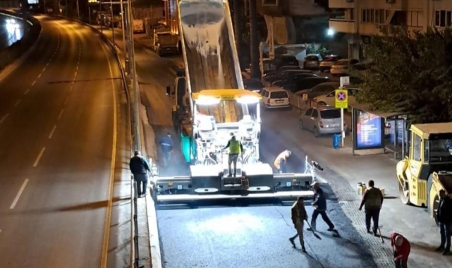 Bayraklı'da yol ve köprü yenileme çalışmaları sürüyor