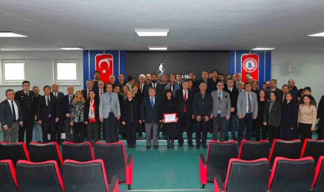 BEUN'da "Atatürk'ün Sosyoloji İlgisi ve Sosyolojinin Kurumsallaşması" konulu konferans gerçekleştirildi