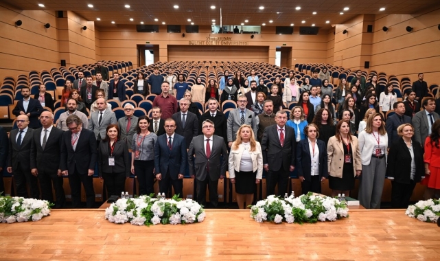BEUN'da "Genç Endodontistler Konuşuyor" sempozyumu başladı