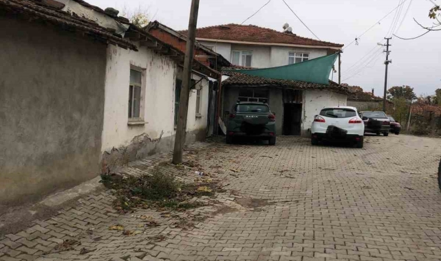 Biga'da kardeş kavgası cinayetle bitti: Abisini boğarak öldürdü