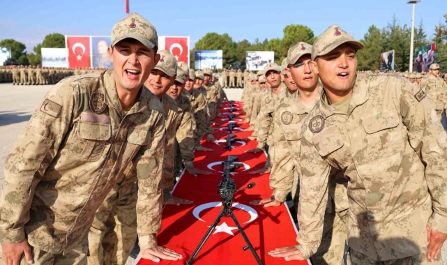 Bilecik'te 3 bin 95 asker terhis oldu