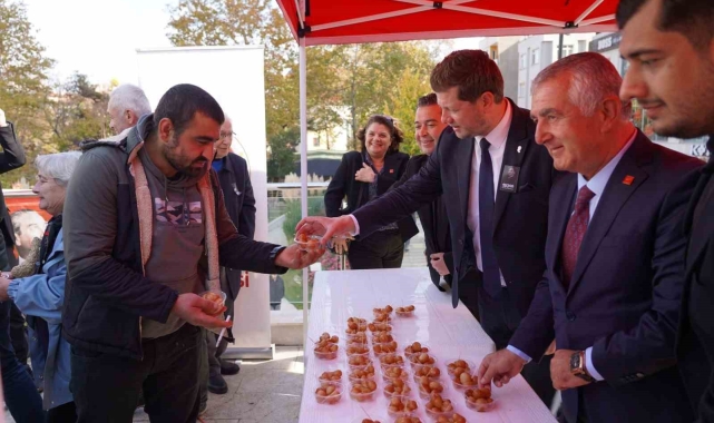 Bilecik'te Atatürk için lokma döktürüldü