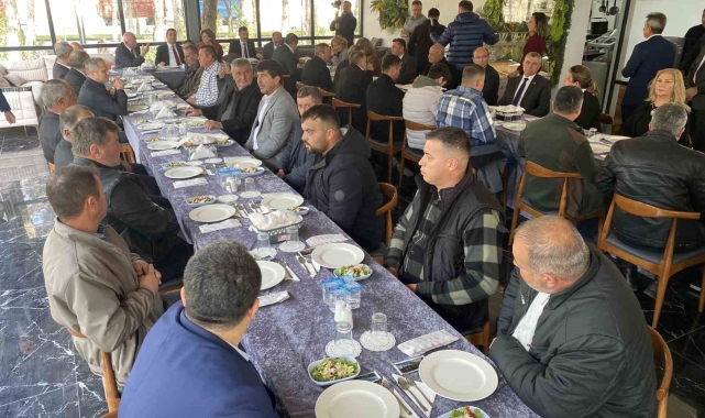 Bir araya gelen başkanlar muhtarların istek ve taleplerini dinledi