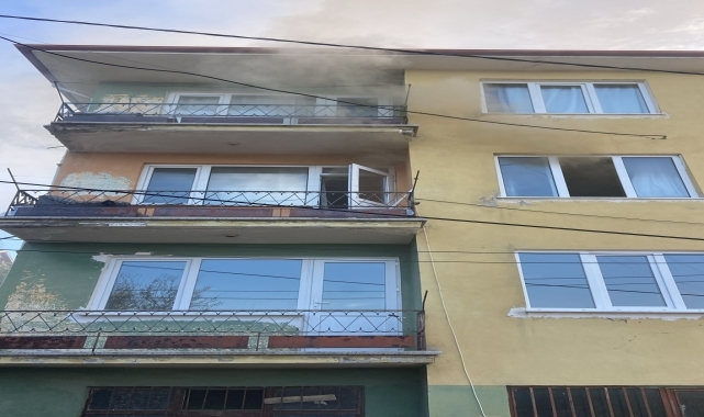 Bolu'da apartman dairesinde çıkan yangın söndürüldü