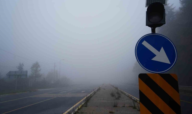 Bolu Dağı'nda göz gözü görmüyor: Görüş mesafesi 20 metre