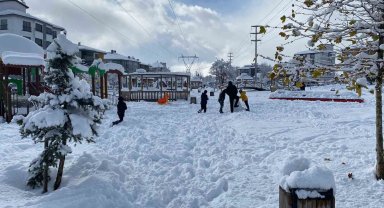 Bolu'da eğitime kar engeli