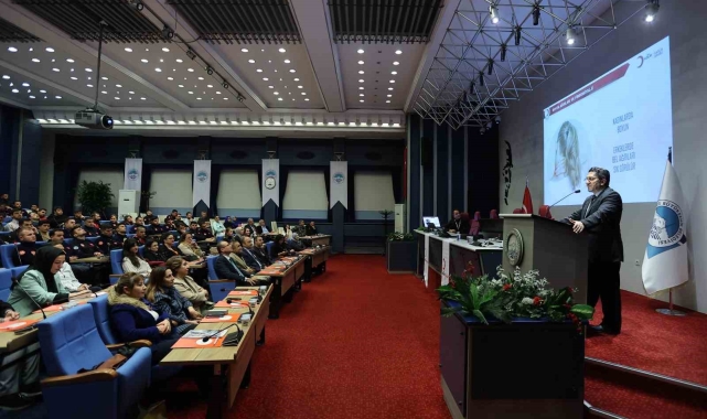 Büyükşehir personeline 'boyun ve sırt ağrıları' eğitimi