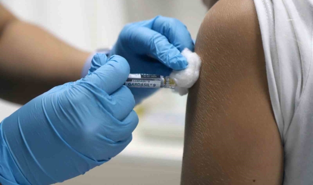 Büyükşehir Ücretsiz HPV aşısı İle Vatandaşların Yanında