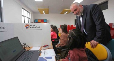 Canik'te öğrenciler ara tatilde bilim, teknoloji ve sporla buluşuyor