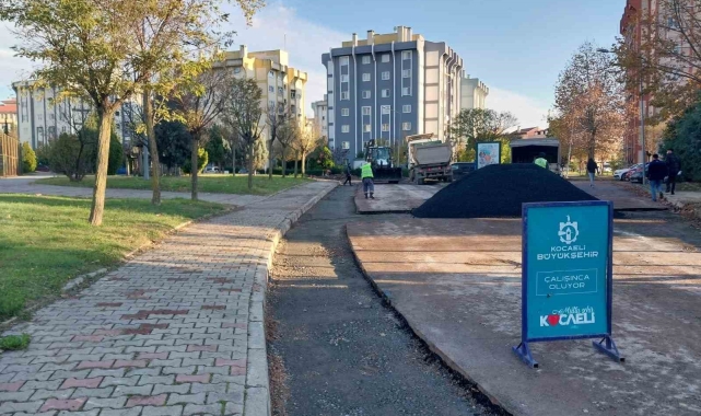 Çayırova'da bozulan yollar onarılıyor