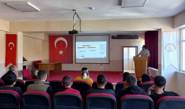 Çemişgezek'te bireysel öğrenme platformu MEBİ'nin tanıtımı yapıldı