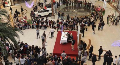 Ceylan Karavil Park Alışveriş Merkezi'nde imza günü