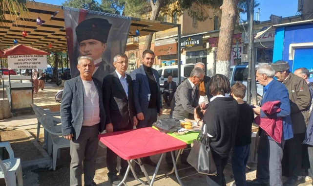 CHP'li Meclis üyeleri Köşk'te lokma hayrı yaptı