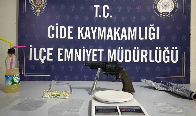 Cide'de uyuşturucuyla yakalanan şahıs tutuklandı