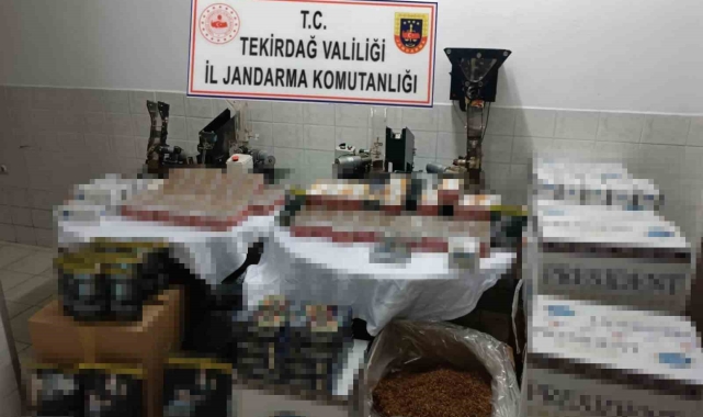 Çorlu'da kaçak tütün ve sigara dolum makineleri ele geçirildi