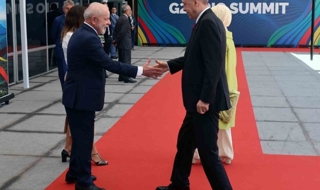 Cumhurbaşkanı Erdoğan, G20 Zirve'sinde resmi törenle karşılandı
