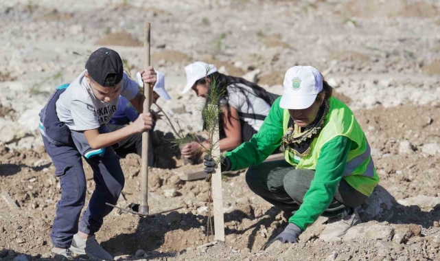 Cumhuriyet tarihinin en büyük maden rehabilitasyonu: 511 hektar doğaya kazandırılıyor