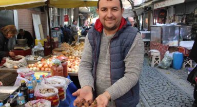 Dağlarda kendiliğinden yetişen beşbıyık tezgahlarda yerini aldı