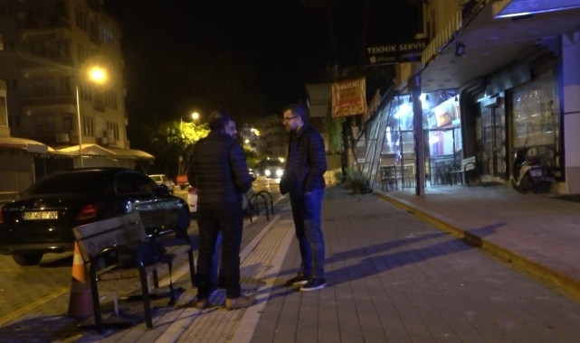 Depreme aracında yakalanan sürücü: "Arabayı biri sallıyor sandım"