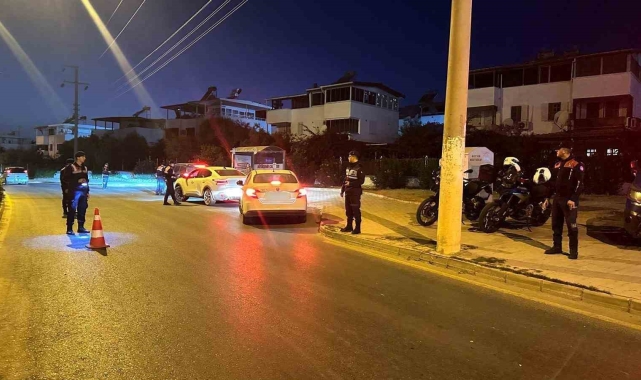 Didim'de jandarma ekiplerinden sıcak nokta uygulaması