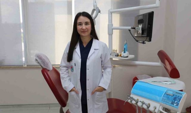 Diş Hekimi Simge Akın: "Vücut sağlığı ağızda başlar"