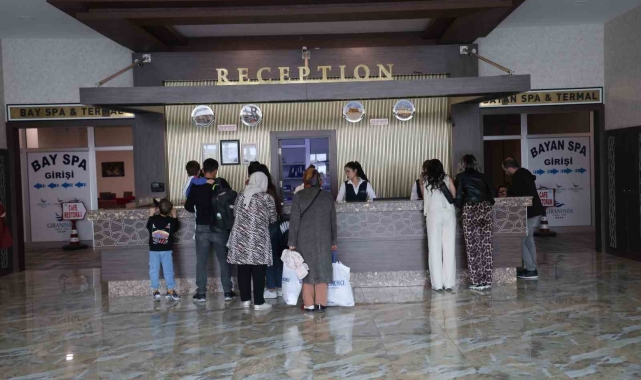 Diyarbakır'da termal otelde hafta sonu yoğunluğu