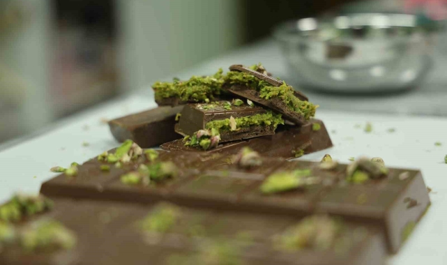 Diyarbakır'da üretilen 'Dubai çikolatası' Türkiye'nin birçok iline gönderiliyor