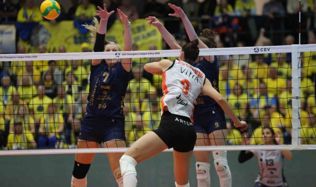 Eczacıbaşı Dynavit, Almanya'da set vermedi